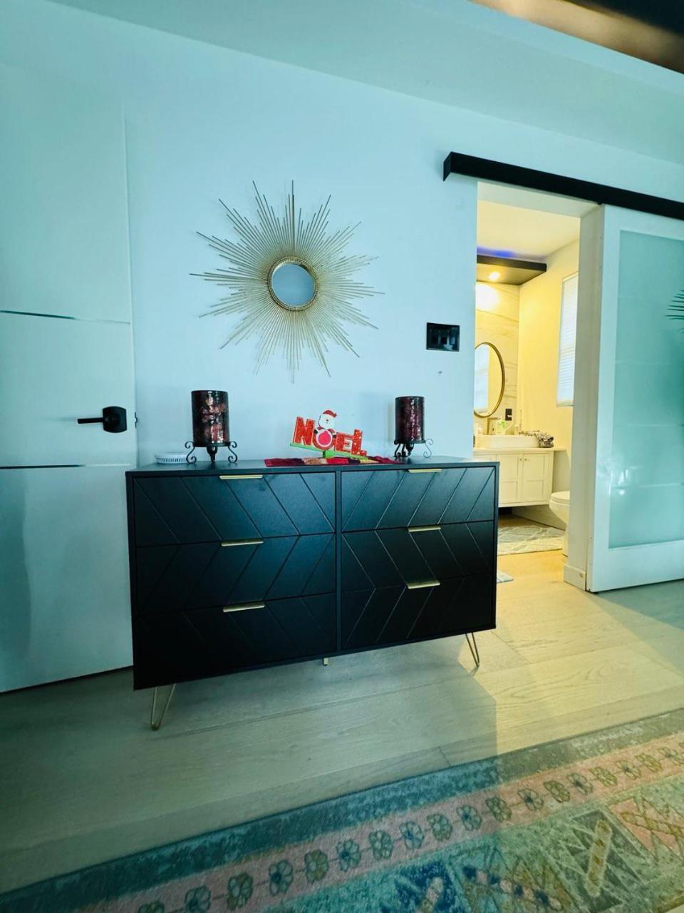 M-Home Charleston Luaran gambar