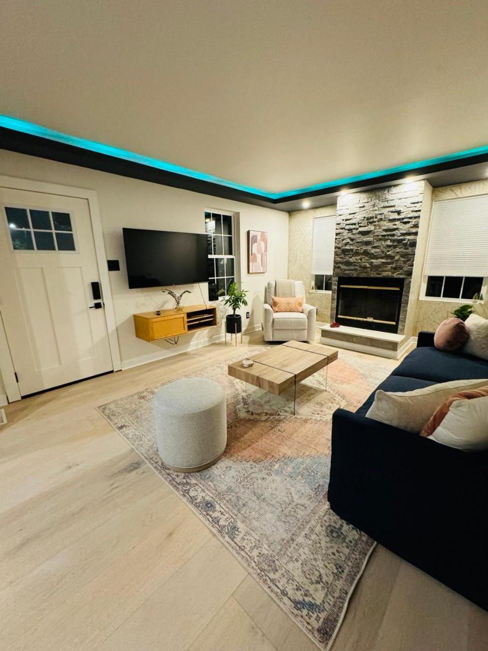 M-Home Charleston Luaran gambar